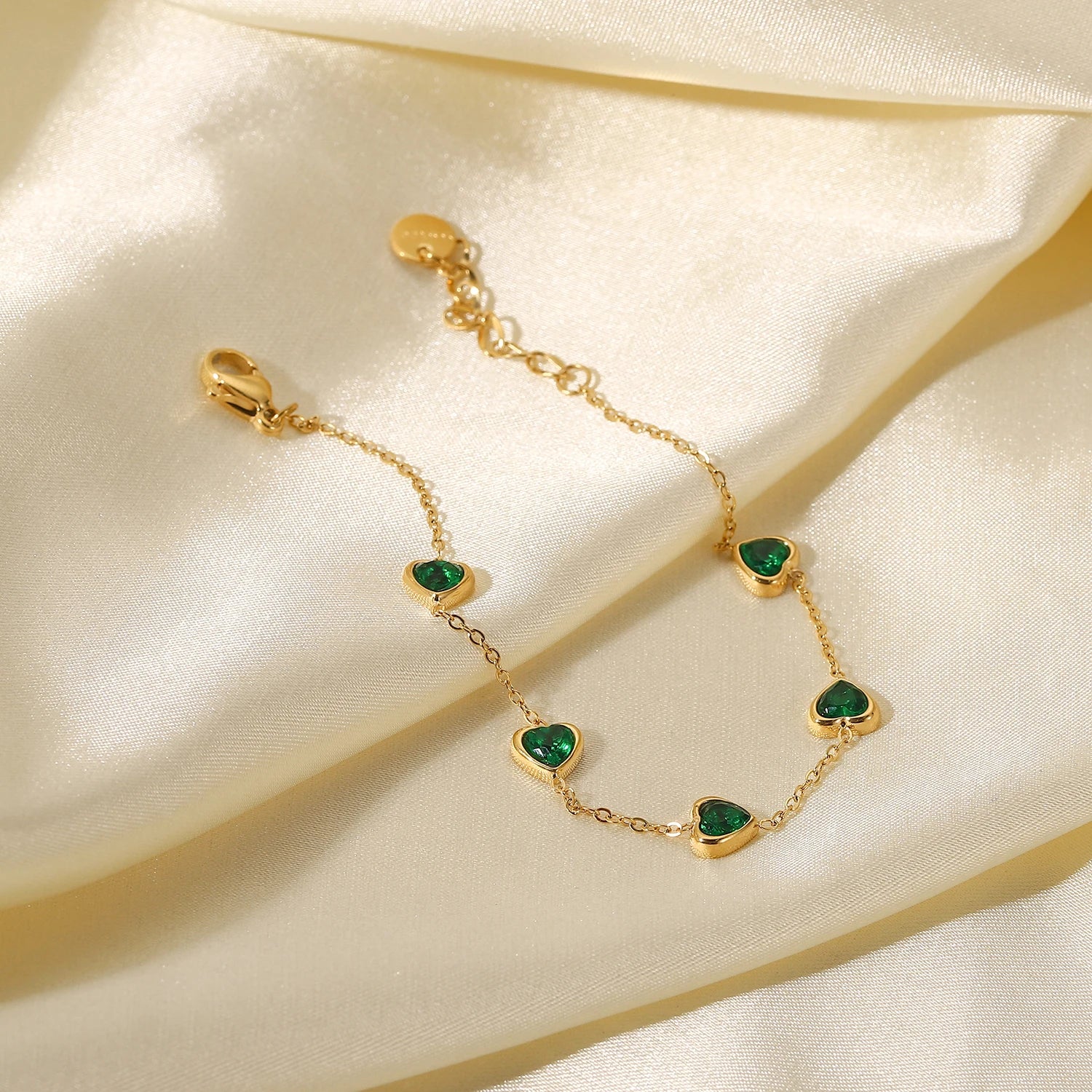 Pulseras de Mujer, Pulseras de Oro para Mujer, Pulseras de Plata para Mujer, Pulseras Elegantes Mujer, Pulseras Finas para Mujer, Pulseras de Moda Mujer, Pulseras con Dijes, Pulseras de Piedras Naturales, Pulseras Personalizadas Mujer, Pulseras de Acero Inoxidable Mujer