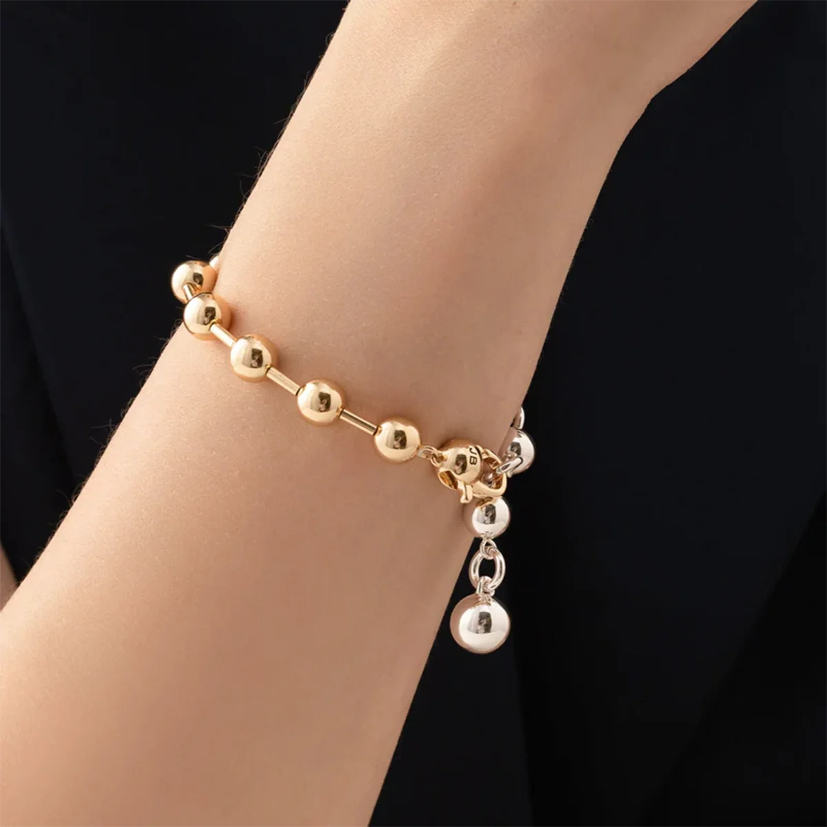 Pulseras de Mujer, Pulseras de Oro para Mujer, Pulseras de Plata para Mujer, Pulseras Elegantes Mujer, Pulseras Finas para Mujer, Pulseras de Moda Mujer, Pulseras con Dijes, Pulseras de Piedras Naturales, Pulseras Personalizadas Mujer, Pulseras de Acero Inoxidable Mujer