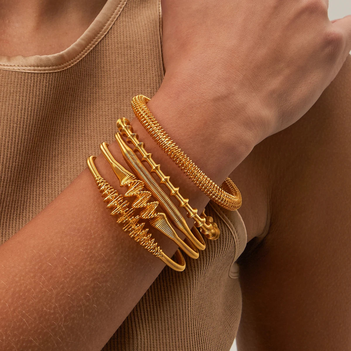 Pulseras de Mujer, Pulseras de Oro para Mujer, Pulseras de Plata para Mujer, Pulseras Elegantes Mujer, Pulseras Finas para Mujer, Pulseras de Moda Mujer, Pulseras con Dijes, Pulseras de Piedras Naturales, Pulseras Personalizadas Mujer, Pulseras de Acero Inoxidable Mujer