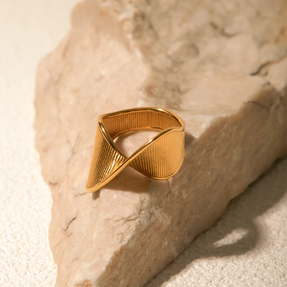 Anillo de Compromiso, Alianzas de Boda, Anillos de Diamantes, Anillos para Mujer, Anillos de Oro para Mujer, Anillos de Pata para Mujer, Anillos de Piedras Preciosas, Anillos de Diseño, Anillos Vintage