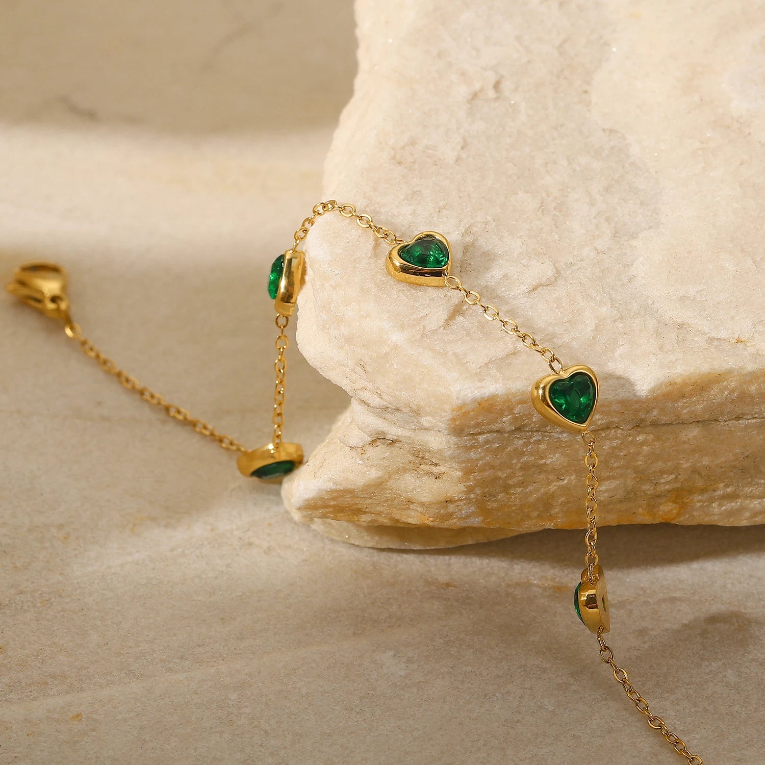 Pulseras de Mujer, Pulseras de Oro para Mujer, Pulseras de Plata para Mujer, Pulseras Elegantes Mujer, Pulseras Finas para Mujer, Pulseras de Moda Mujer, Pulseras con Dijes, Pulseras de Piedras Naturales, Pulseras Personalizadas Mujer, Pulseras de Acero Inoxidable Mujer