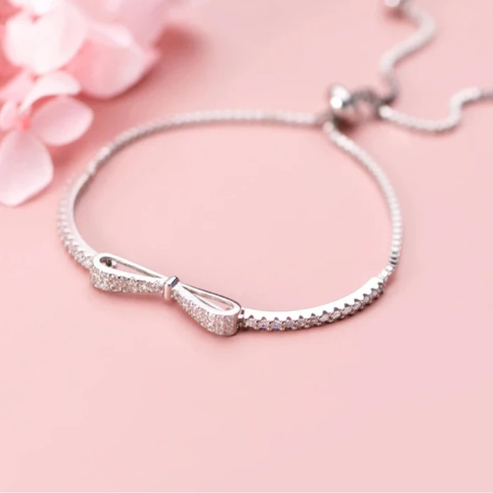 Pulseras de Mujer, Pulseras de Oro para Mujer, Pulseras de Plata para Mujer, Pulseras Elegantes Mujer, Pulseras Finas para Mujer, Pulseras de Moda Mujer, Pulseras con Dijes, Pulseras de Piedras Naturales, Pulseras Personalizadas Mujer, Pulseras de Acero Inoxidable Mujer