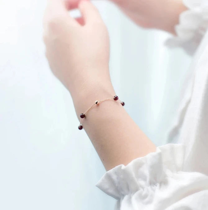 Pulseras de Mujer, Pulseras de Oro para Mujer, Pulseras de Plata para Mujer, Pulseras Elegantes Mujer, Pulseras Finas para Mujer, Pulseras de Moda Mujer, Pulseras con Dijes, Pulseras de Piedras Naturales, Pulseras Personalizadas Mujer, Pulseras de Acero Inoxidable Mujer