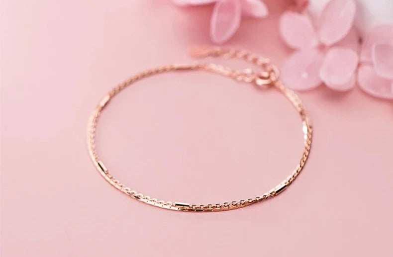 Pulseras de Mujer, Pulseras de Oro para Mujer, Pulseras de Plata para Mujer, Pulseras Elegantes Mujer, Pulseras Finas para Mujer, Pulseras de Moda Mujer, Pulseras con Dijes, Pulseras de Piedras Naturales, Pulseras Personalizadas Mujer, Pulseras de Acero Inoxidable Mujer