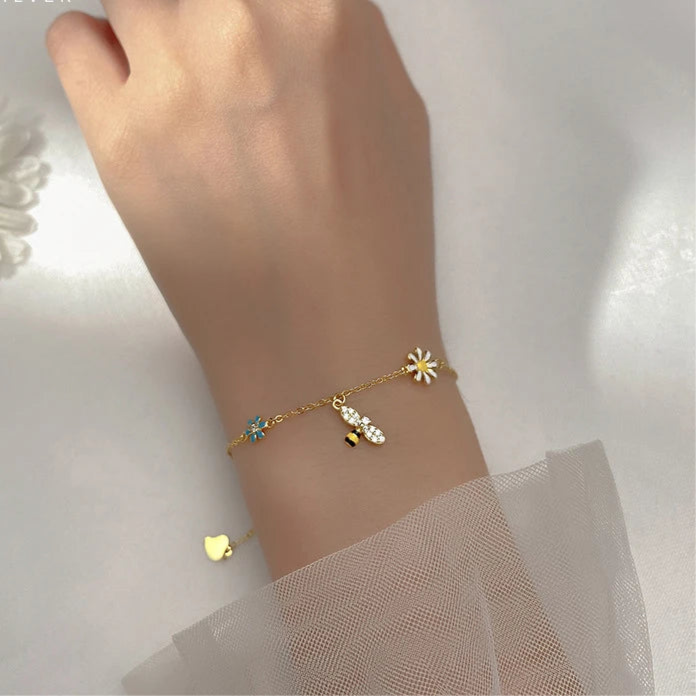 Pulseras de Mujer, Pulseras de Oro para Mujer, Pulseras de Plata para Mujer, Pulseras Elegantes Mujer, Pulseras Finas para Mujer, Pulseras de Moda Mujer, Pulseras con Dijes, Pulseras de Piedras Naturales, Pulseras Personalizadas Mujer, Pulseras de Acero Inoxidable Mujer