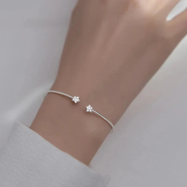 Pulseras de Mujer, Pulseras de Oro para Mujer, Pulseras de Plata para Mujer, Pulseras Elegantes Mujer, Pulseras Finas para Mujer, Pulseras de Moda Mujer, Pulseras con Dijes, Pulseras de Piedras Naturales, Pulseras Personalizadas Mujer, Pulseras de Acero Inoxidable Mujer