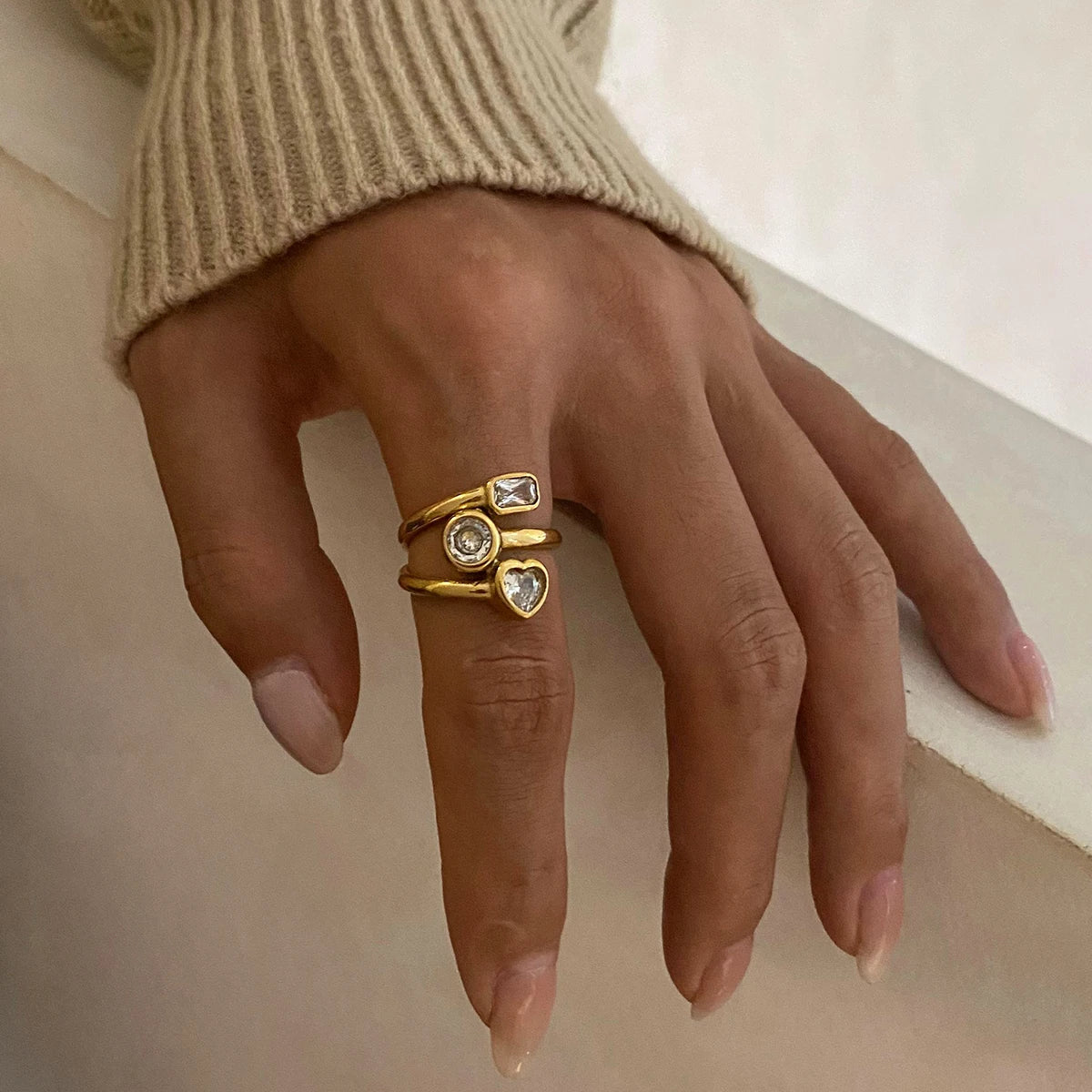 Anillo de Compromiso, Alianzas de Boda, Anillos de Diamantes, Anillos para Mujer, Anillos de Oro para Mujer, Anillos de Pata para Mujer, Anillos de Piedras Preciosas, Anillos de Diseño, Anillos Vintage