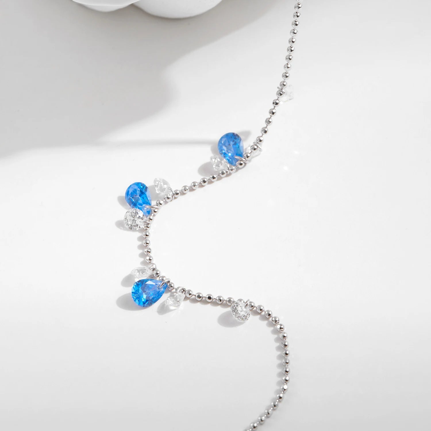 Pulseras de Mujer, Pulseras de Oro para Mujer, Pulseras de Plata para Mujer, Pulseras Elegantes Mujer, Pulseras Finas para Mujer, Pulseras de Moda Mujer, Pulseras con Dijes, Pulseras de Piedras Naturales, Pulseras Personalizadas Mujer, Pulseras de Acero Inoxidable Mujer