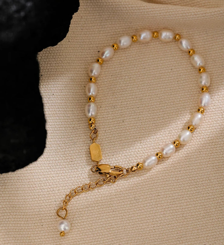 Pulseras de Mujer, Pulseras de Oro para Mujer, Pulseras de Plata para Mujer, Pulseras Elegantes Mujer, Pulseras Finas para Mujer, Pulseras de Moda Mujer, Pulseras con Dijes, Pulseras de Piedras Naturales, Pulseras Personalizadas Mujer, Pulseras de Acero Inoxidable Mujer