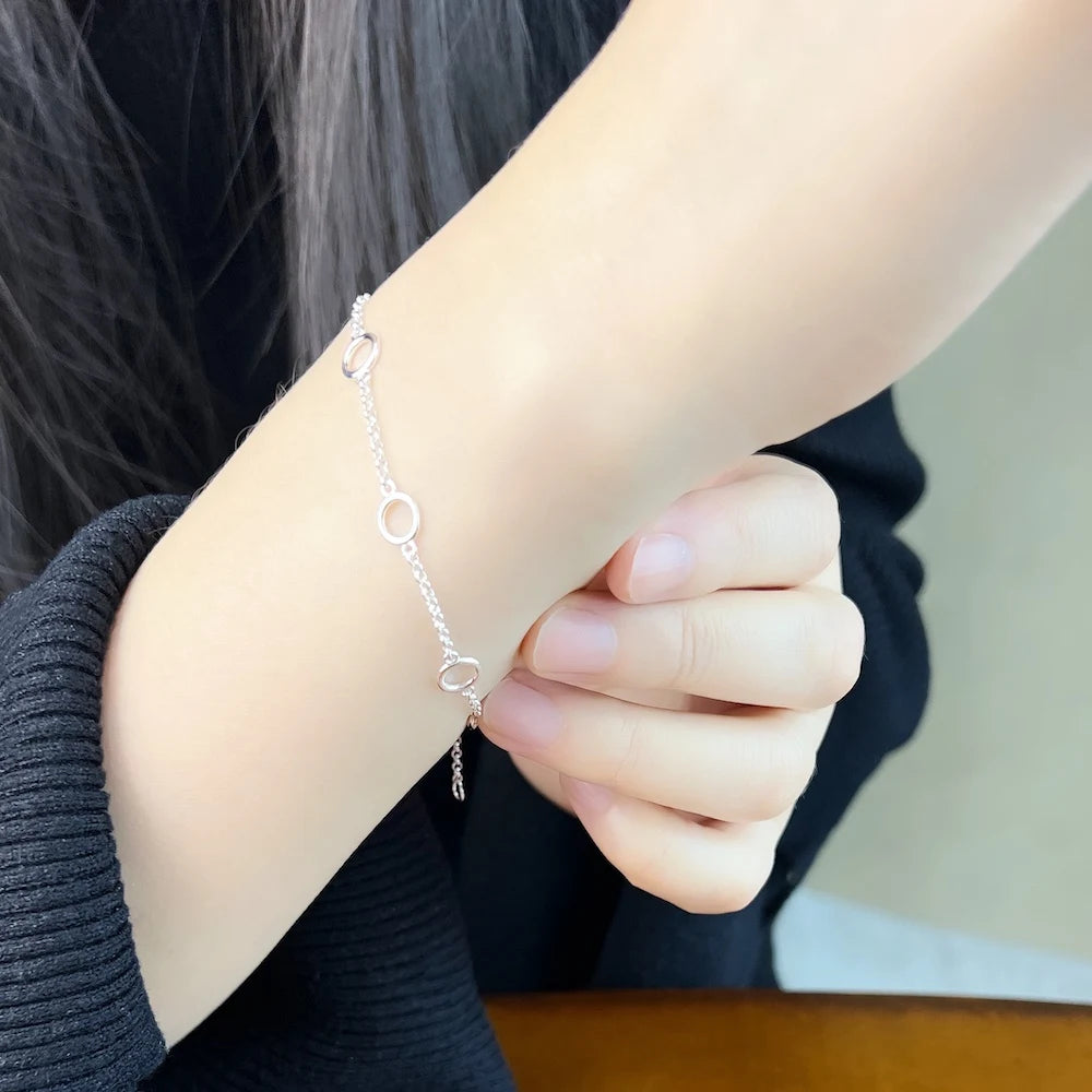 Pulseras de Mujer, Pulseras de Oro para Mujer, Pulseras de Plata para Mujer, Pulseras Elegantes Mujer, Pulseras Finas para Mujer, Pulseras de Moda Mujer, Pulseras con Dijes, Pulseras de Piedras Naturales, Pulseras Personalizadas Mujer, Pulseras de Acero Inoxidable Mujer