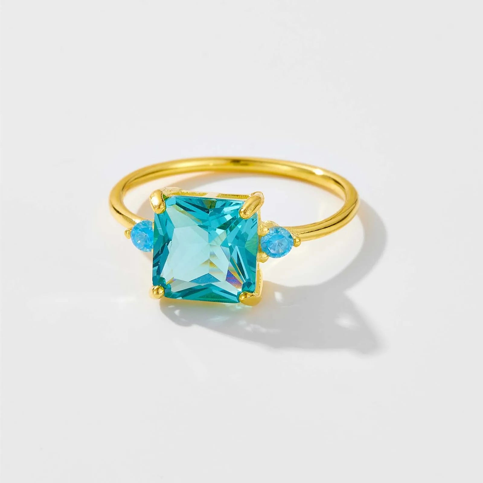 Anillo de Compromiso, Alianzas de Boda, Anillos de Diamantes, Anillos para Mujer, Anillos de Oro para Mujer, Anillos de Pata para Mujer, Anillos de Piedras Preciosas, Anillos de Diseño, Anillos Vintage