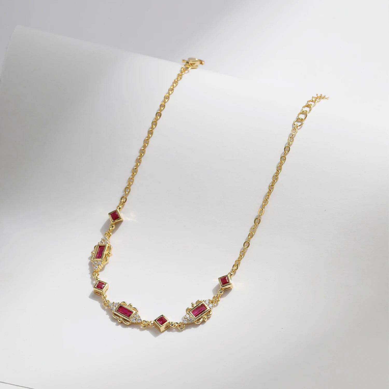 Pulseras de Mujer, Pulseras de Oro para Mujer, Pulseras de Plata para Mujer, Pulseras Elegantes Mujer, Pulseras Finas para Mujer, Pulseras de Moda Mujer, Pulseras con Dijes, Pulseras de Piedras Naturales, Pulseras Personalizadas Mujer, Pulseras de Acero Inoxidable Mujer