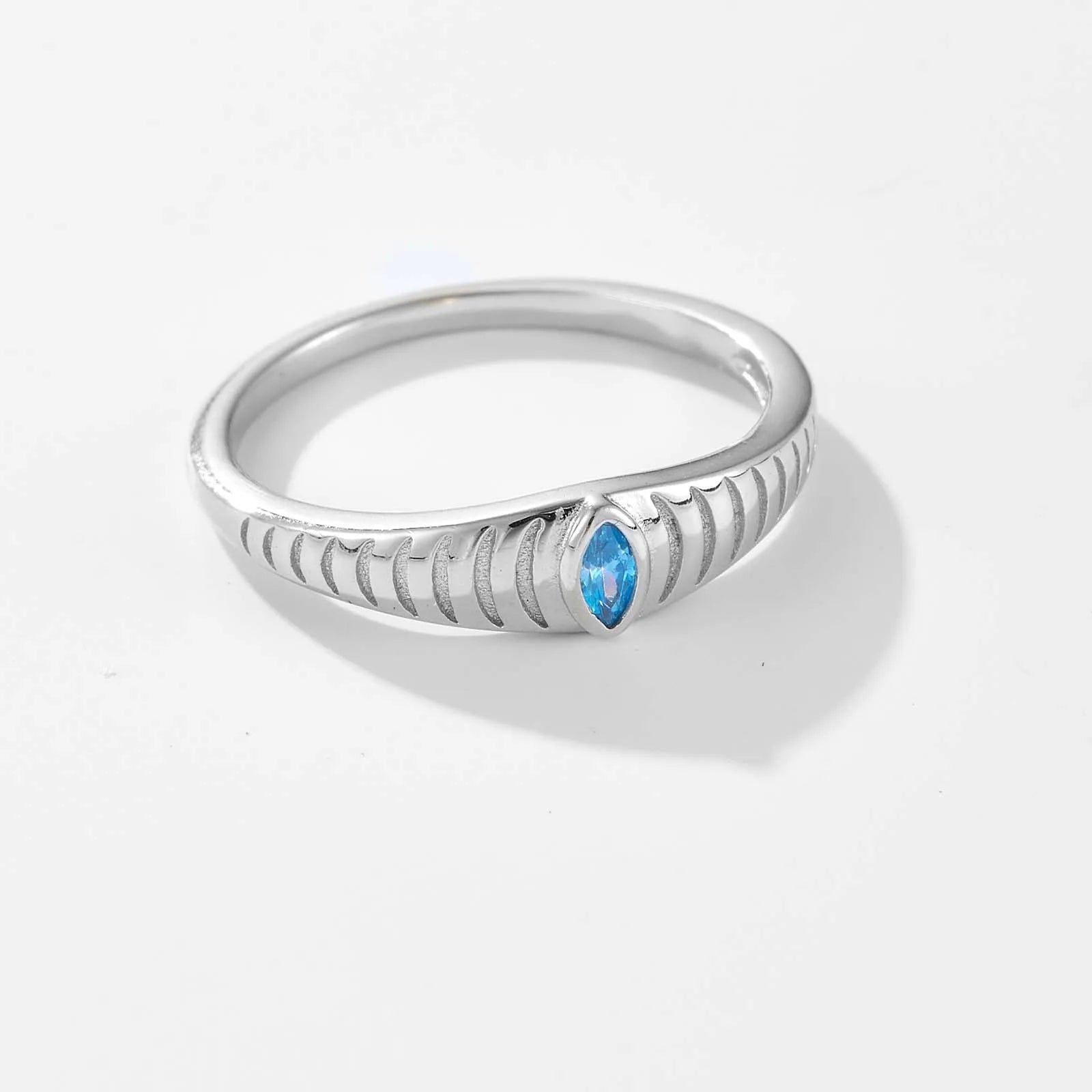 Anillo de Compromiso, Alianzas de Boda, Anillos de Diamantes, Anillos para Mujer, Anillos de Oro para Mujer, Anillos de Pata para Mujer, Anillos de Piedras Preciosas, Anillos de Diseño, Anillos Vintage
