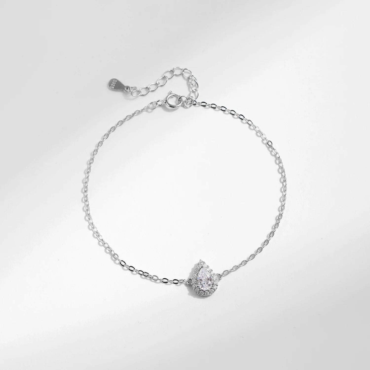 Pulseras de Mujer, Pulseras de Oro para Mujer, Pulseras de Plata para Mujer, Pulseras Elegantes Mujer, Pulseras Finas para Mujer, Pulseras de Moda Mujer, Pulseras con Dijes, Pulseras de Piedras Naturales, Pulseras Personalizadas Mujer, Pulseras de Acero Inoxidable Mujer