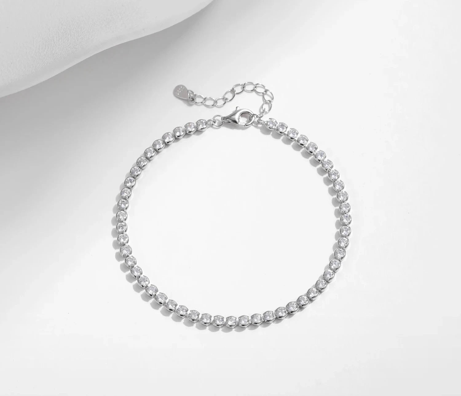 Pulseras de Mujer, Pulseras de Oro para Mujer, Pulseras de Plata para Mujer, Pulseras Elegantes Mujer, Pulseras Finas para Mujer, Pulseras de Moda Mujer, Pulseras con Dijes, Pulseras de Piedras Naturales, Pulseras Personalizadas Mujer, Pulseras de Acero Inoxidable Mujer