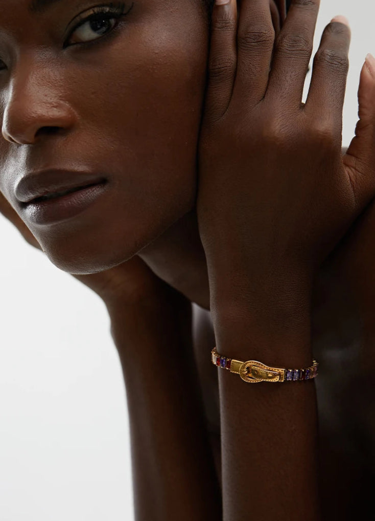 Pulseras de Mujer, Pulseras de Oro para Mujer, Pulseras de Plata para Mujer, Pulseras Elegantes Mujer, Pulseras Finas para Mujer, Pulseras de Moda Mujer, Pulseras con Dijes, Pulseras de Piedras Naturales, Pulseras Personalizadas Mujer, Pulseras de Acero Inoxidable Mujer