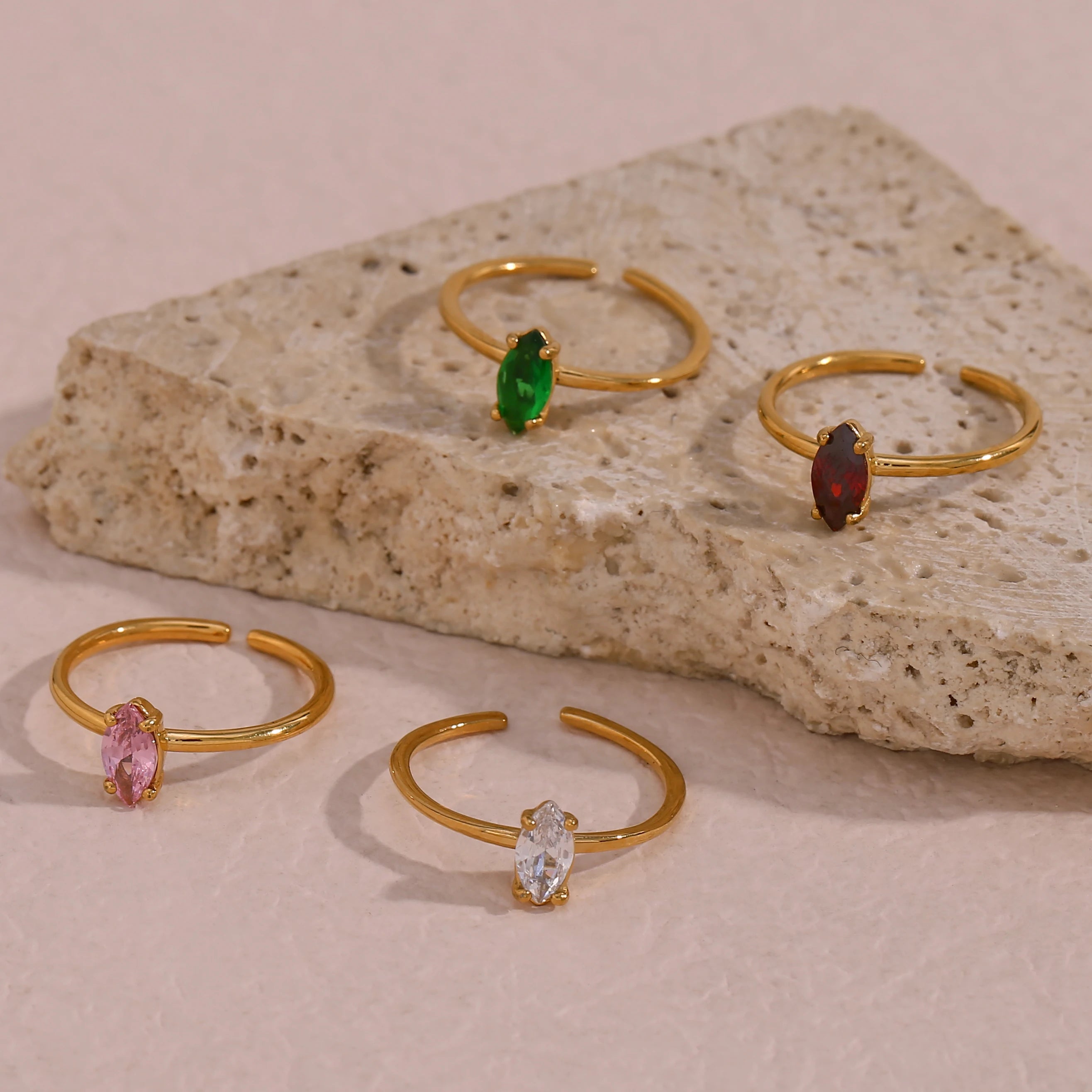 Anillo de Compromiso, Alianzas de Boda, Anillos de Diamantes, Anillos para Mujer, Anillos de Oro para Mujer, Anillos de Pata para Mujer, Anillos de Piedras Preciosas, Anillos de Diseño, Anillos Vintage