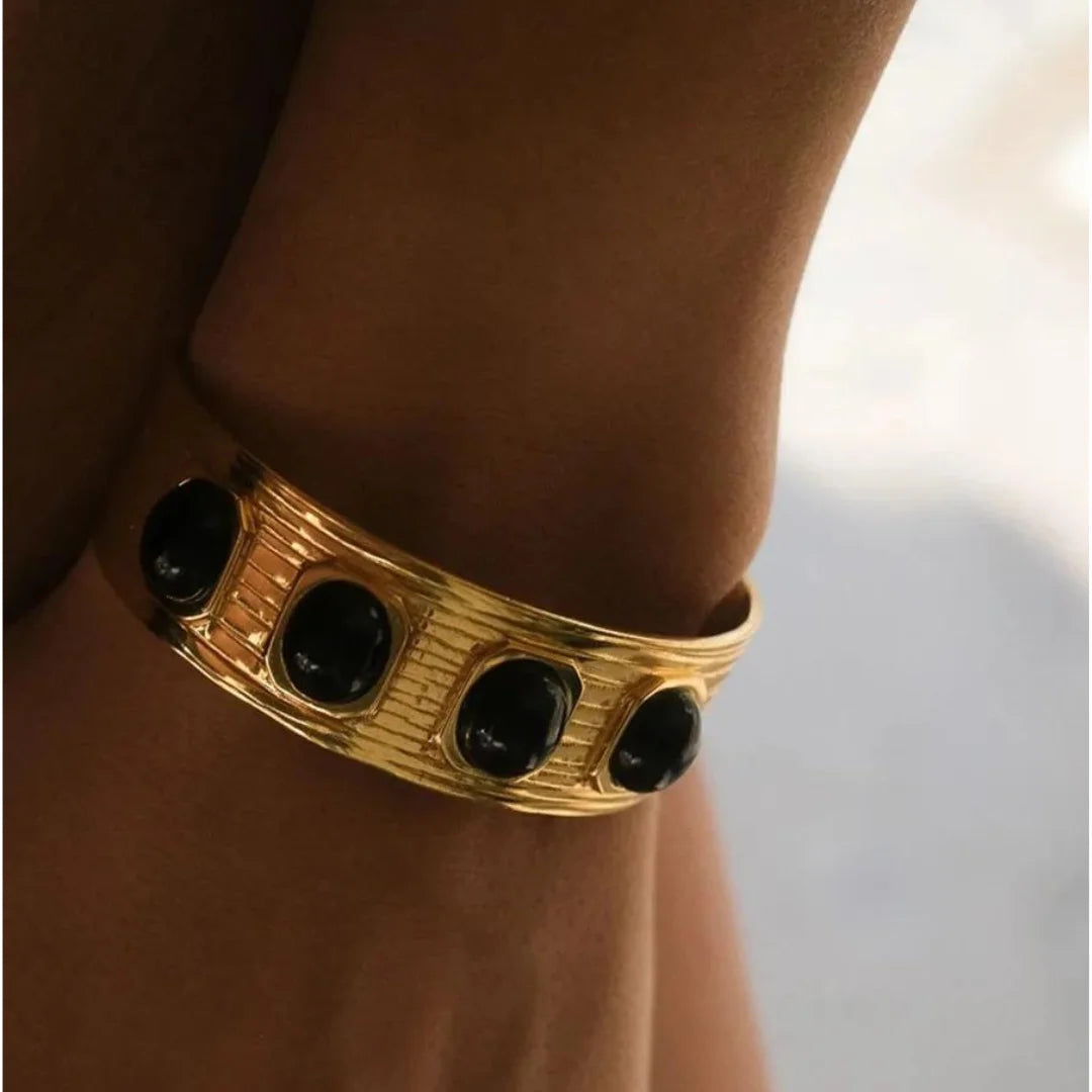 Pulseras de Mujer, Pulseras de Oro para Mujer, Pulseras de Plata para Mujer, Pulseras Elegantes Mujer, Pulseras Finas para Mujer, Pulseras de Moda Mujer, Pulseras con Dijes, Pulseras de Piedras Naturales, Pulseras Personalizadas Mujer, Pulseras de Acero Inoxidable Mujer