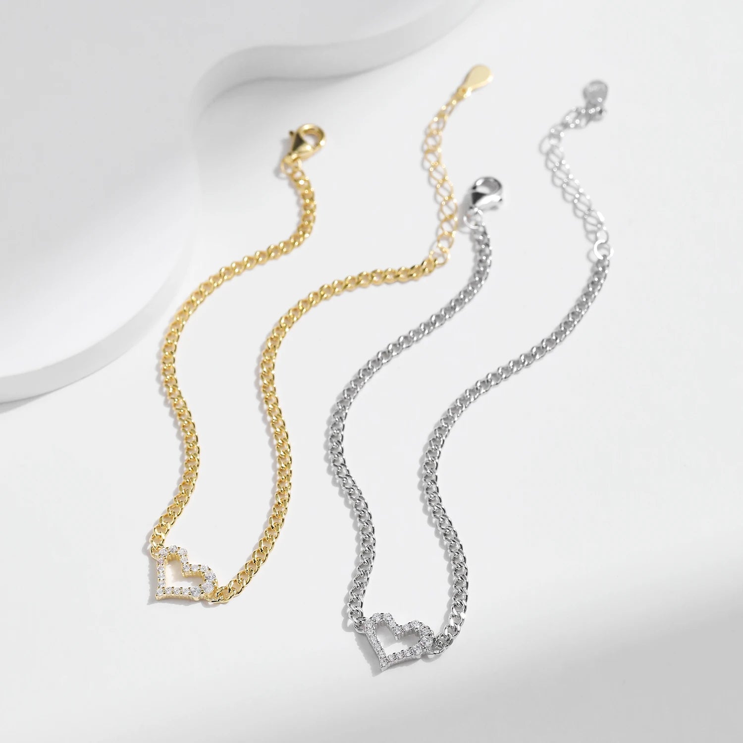 Pulseras de Mujer, Pulseras de Oro para Mujer, Pulseras de Plata para Mujer, Pulseras Elegantes Mujer, Pulseras Finas para Mujer, Pulseras de Moda Mujer, Pulseras con Dijes, Pulseras de Piedras Naturales, Pulseras Personalizadas Mujer, Pulseras de Acero Inoxidable Mujer