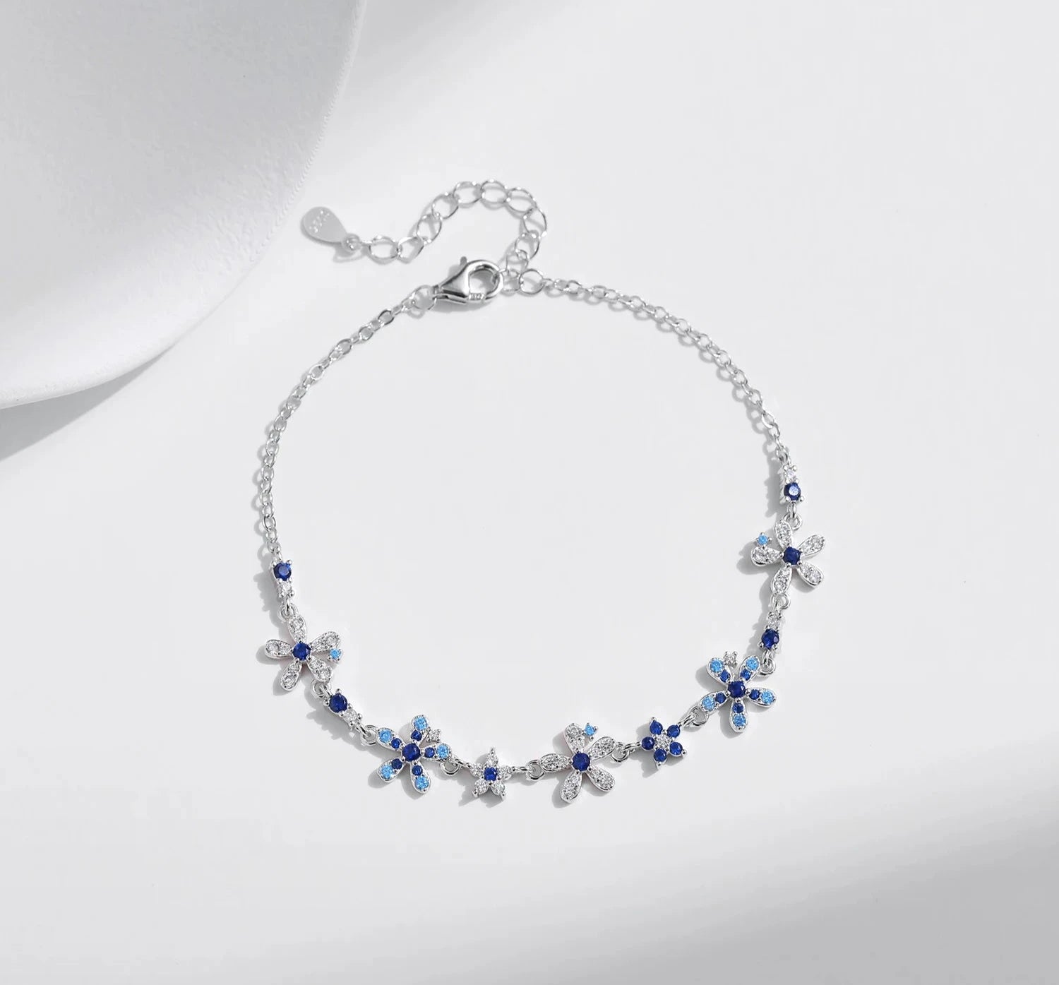 Pulseras de Mujer, Pulseras de Oro para Mujer, Pulseras de Plata para Mujer, Pulseras Elegantes Mujer, Pulseras Finas para Mujer, Pulseras de Moda Mujer, Pulseras con Dijes, Pulseras de Piedras Naturales, Pulseras Personalizadas Mujer, Pulseras de Acero Inoxidable Mujer