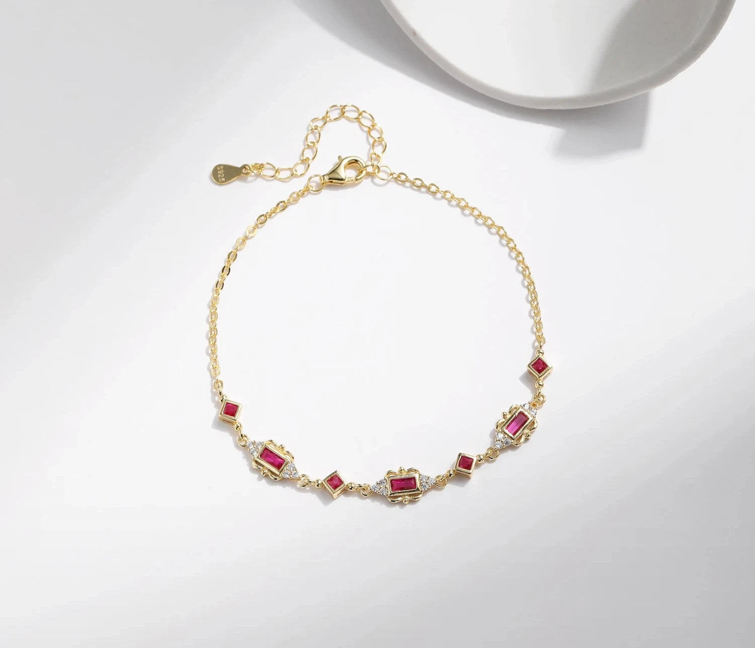 Pulseras de Mujer, Pulseras de Oro para Mujer, Pulseras de Plata para Mujer, Pulseras Elegantes Mujer, Pulseras Finas para Mujer, Pulseras de Moda Mujer, Pulseras con Dijes, Pulseras de Piedras Naturales, Pulseras Personalizadas Mujer, Pulseras de Acero Inoxidable Mujer