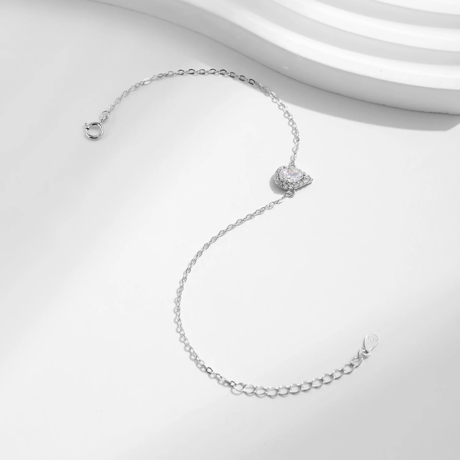 Pulseras de Mujer, Pulseras de Oro para Mujer, Pulseras de Plata para Mujer, Pulseras Elegantes Mujer, Pulseras Finas para Mujer, Pulseras de Moda Mujer, Pulseras con Dijes, Pulseras de Piedras Naturales, Pulseras Personalizadas Mujer, Pulseras de Acero Inoxidable Mujer