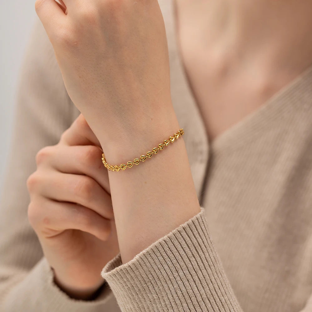 Pulseras de Mujer, Pulseras de Oro para Mujer, Pulseras de Plata para Mujer, Pulseras Elegantes Mujer, Pulseras Finas para Mujer, Pulseras de Moda Mujer, Pulseras con Dijes, Pulseras de Piedras Naturales, Pulseras Personalizadas Mujer, Pulseras de Acero Inoxidable Mujer