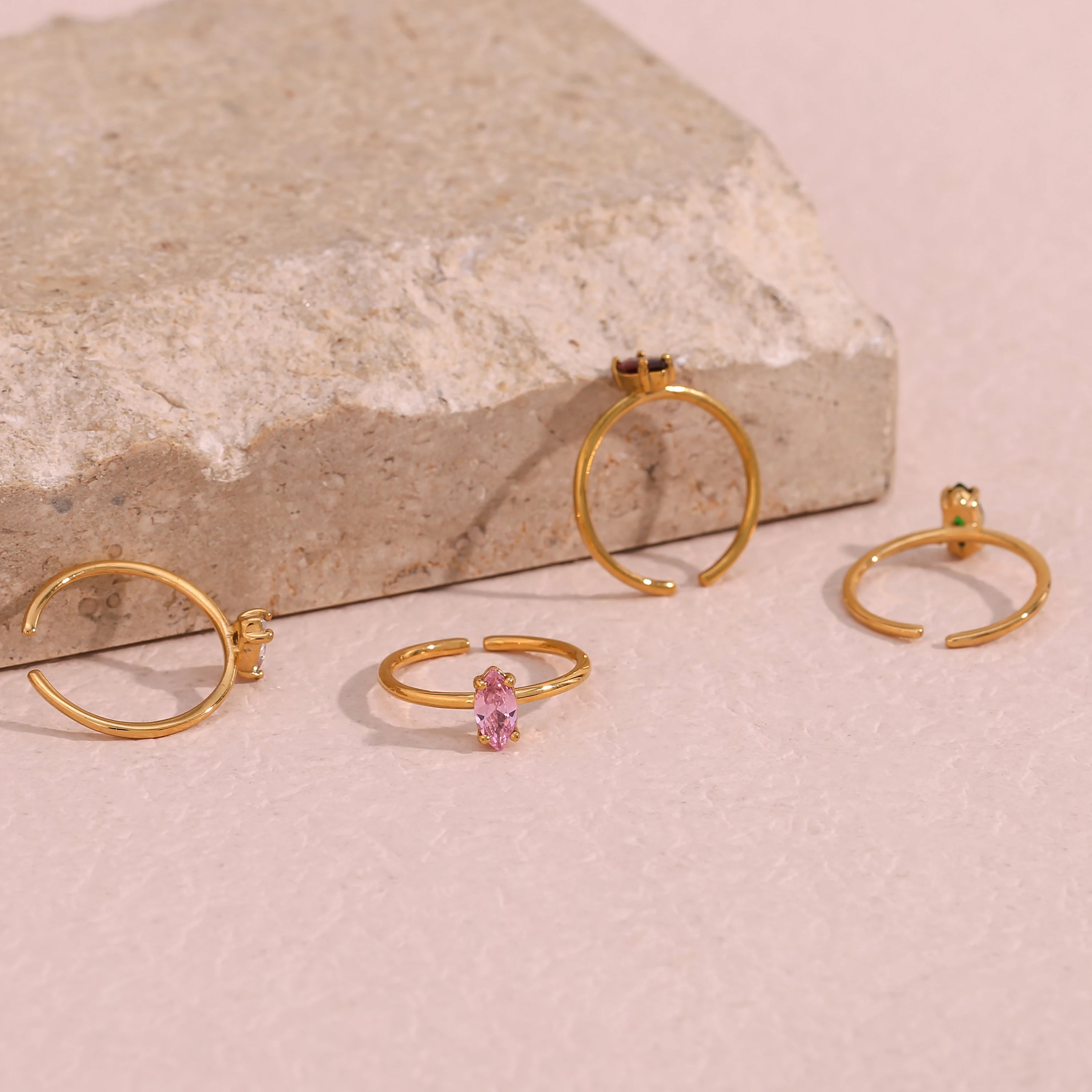 Anillo de Compromiso, Alianzas de Boda, Anillos de Diamantes, Anillos para Mujer, Anillos de Oro para Mujer, Anillos de Pata para Mujer, Anillos de Piedras Preciosas, Anillos de Diseño, Anillos Vintage