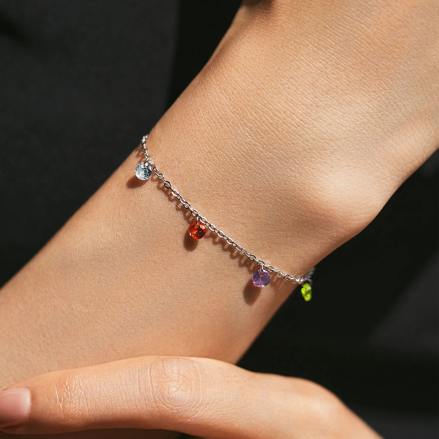 Pulseras de Mujer, Pulseras de Oro para Mujer, Pulseras de Plata para Mujer, Pulseras Elegantes Mujer, Pulseras Finas para Mujer, Pulseras de Moda Mujer, Pulseras con Dijes, Pulseras de Piedras Naturales, Pulseras Personalizadas Mujer, Pulseras de Acero Inoxidable Mujer