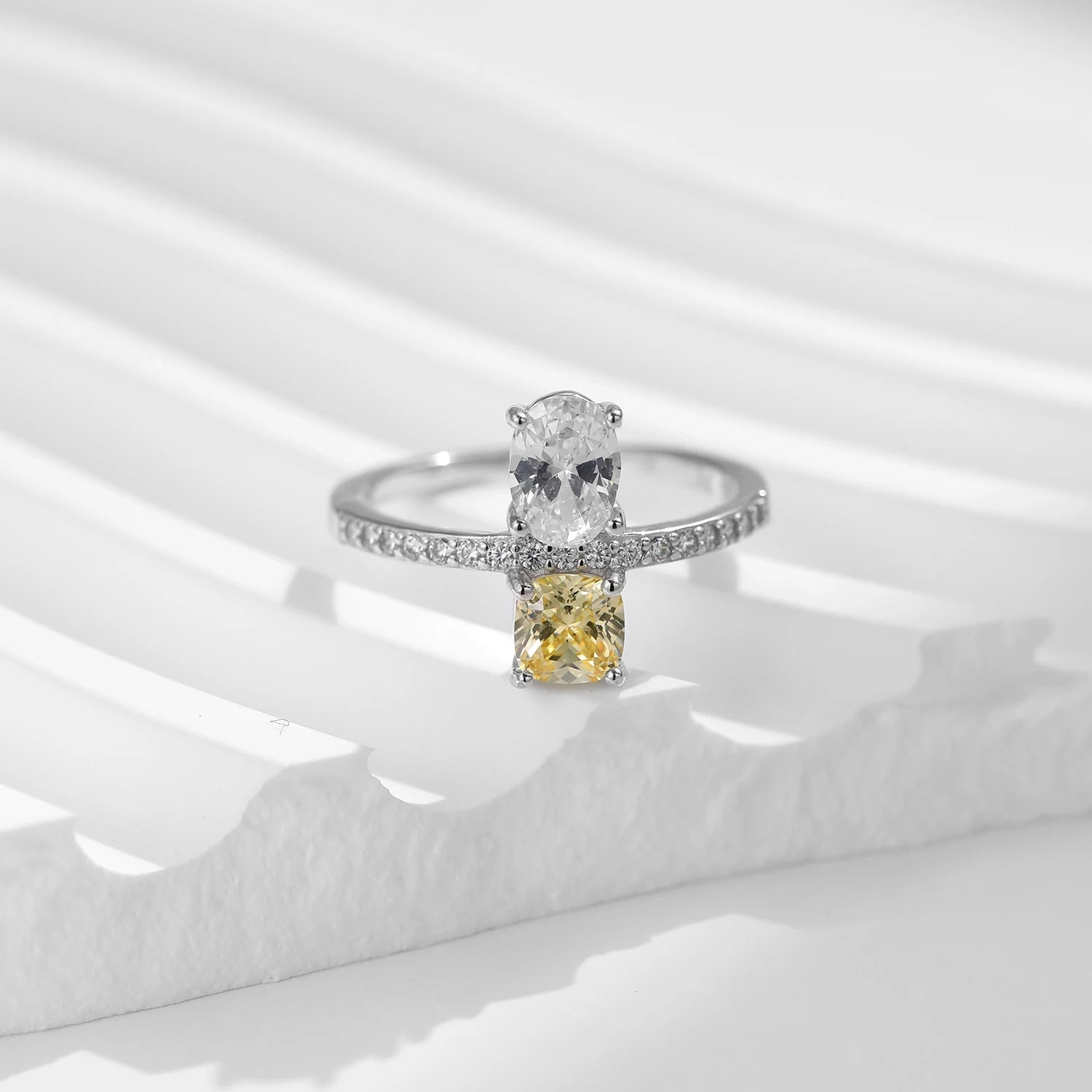 Anillo de Compromiso, Alianzas de Boda, Anillos de Diamantes, Anillos para Mujer, Anillos de Oro para Mujer, Anillos de Pata para Mujer, Anillos de Piedras Preciosas, Anillos de Diseño, Anillos Vintage