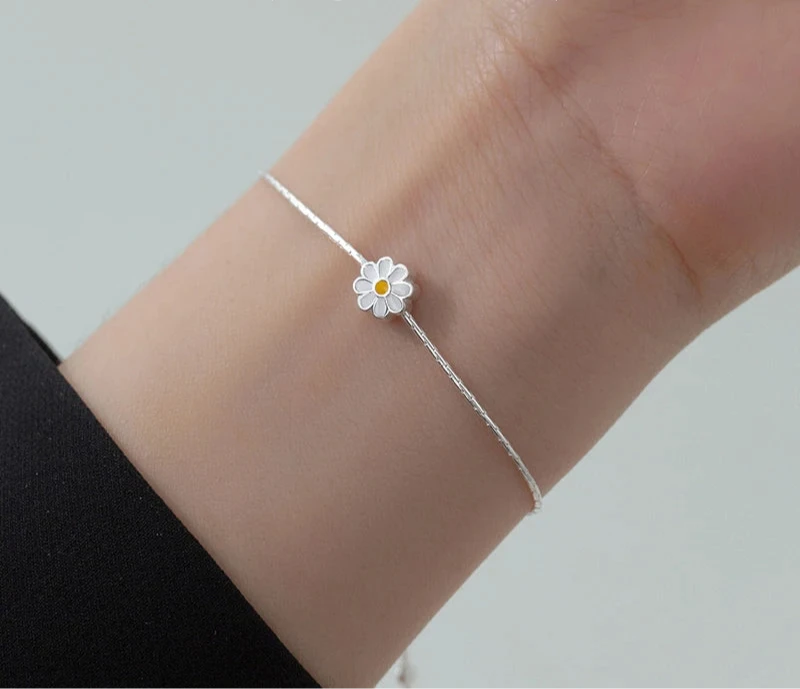 Pulseras de Mujer, Pulseras de Oro para Mujer, Pulseras de Plata para Mujer, Pulseras Elegantes Mujer, Pulseras Finas para Mujer, Pulseras de Moda Mujer, Pulseras con Dijes, Pulseras de Piedras Naturales, Pulseras Personalizadas Mujer, Pulseras de Acero Inoxidable Mujer