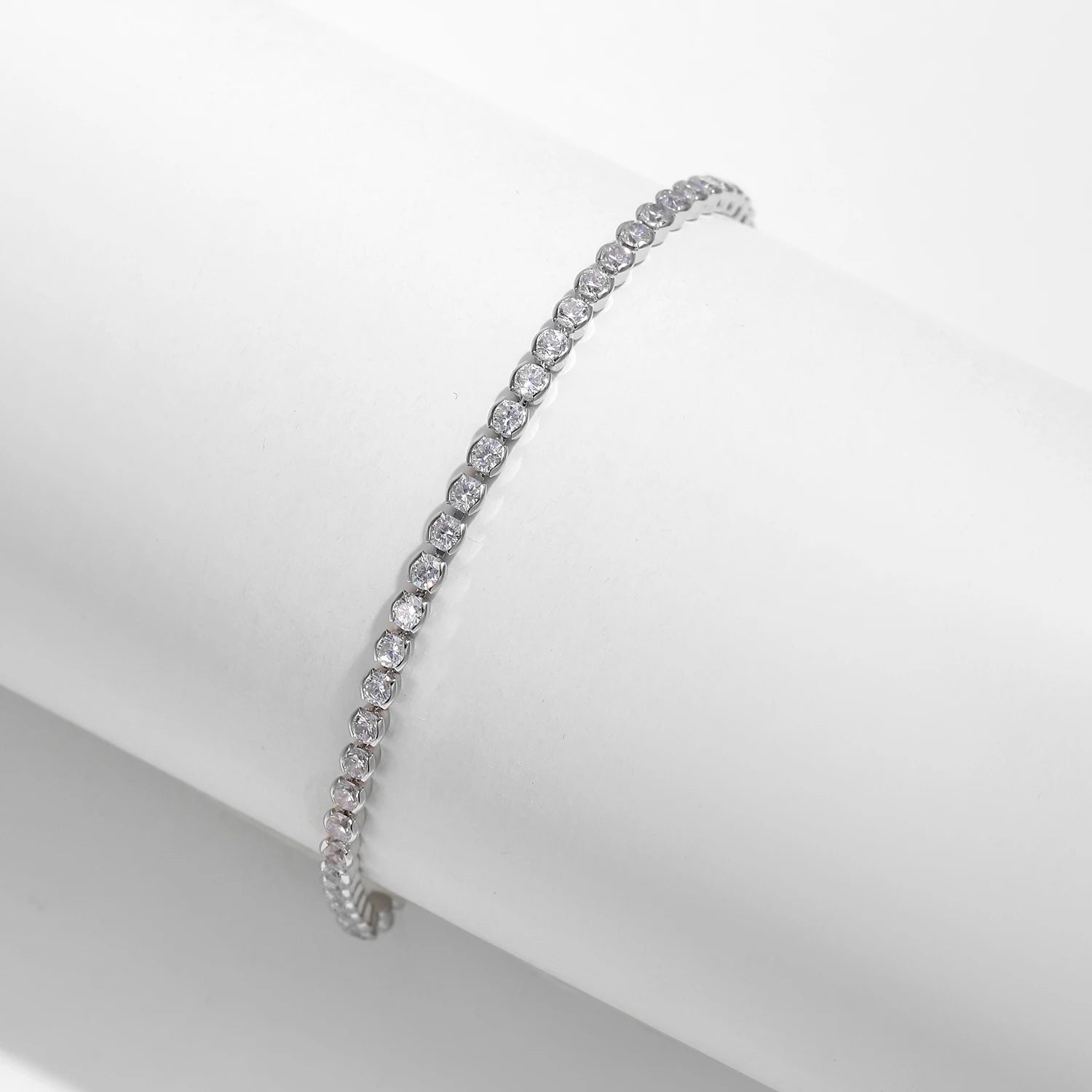 Pulseras de Mujer, Pulseras de Oro para Mujer, Pulseras de Plata para Mujer, Pulseras Elegantes Mujer, Pulseras Finas para Mujer, Pulseras de Moda Mujer, Pulseras con Dijes, Pulseras de Piedras Naturales, Pulseras Personalizadas Mujer, Pulseras de Acero Inoxidable Mujer