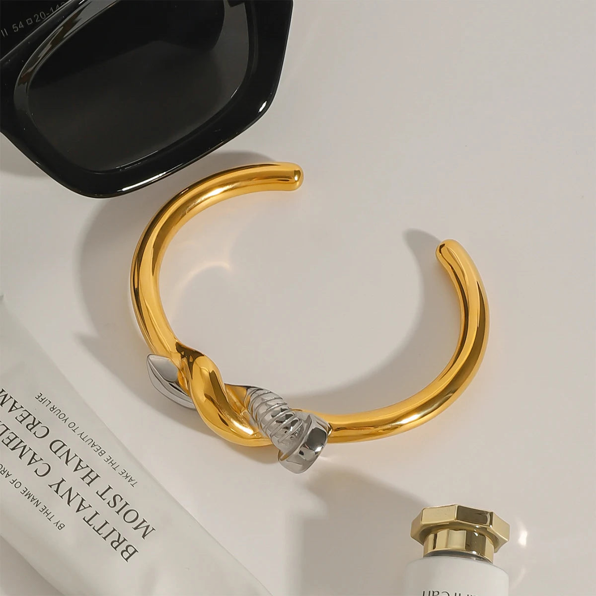 Pulseras de Mujer, Pulseras de Oro para Mujer, Pulseras de Plata para Mujer, Pulseras Elegantes Mujer, Pulseras Finas para Mujer, Pulseras de Moda Mujer, Pulseras con Dijes, Pulseras de Piedras Naturales, Pulseras Personalizadas Mujer, Pulseras de Acero Inoxidable Mujer
