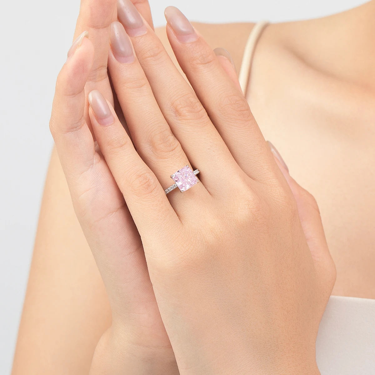 Anillo de Compromiso, Alianzas de Boda, Anillos de Diamantes, Anillos para Mujer, Anillos de Oro para Mujer, Anillos de Pata para Mujer, Anillos de Piedras Preciosas, Anillos de Diseño, Anillos Vintage
