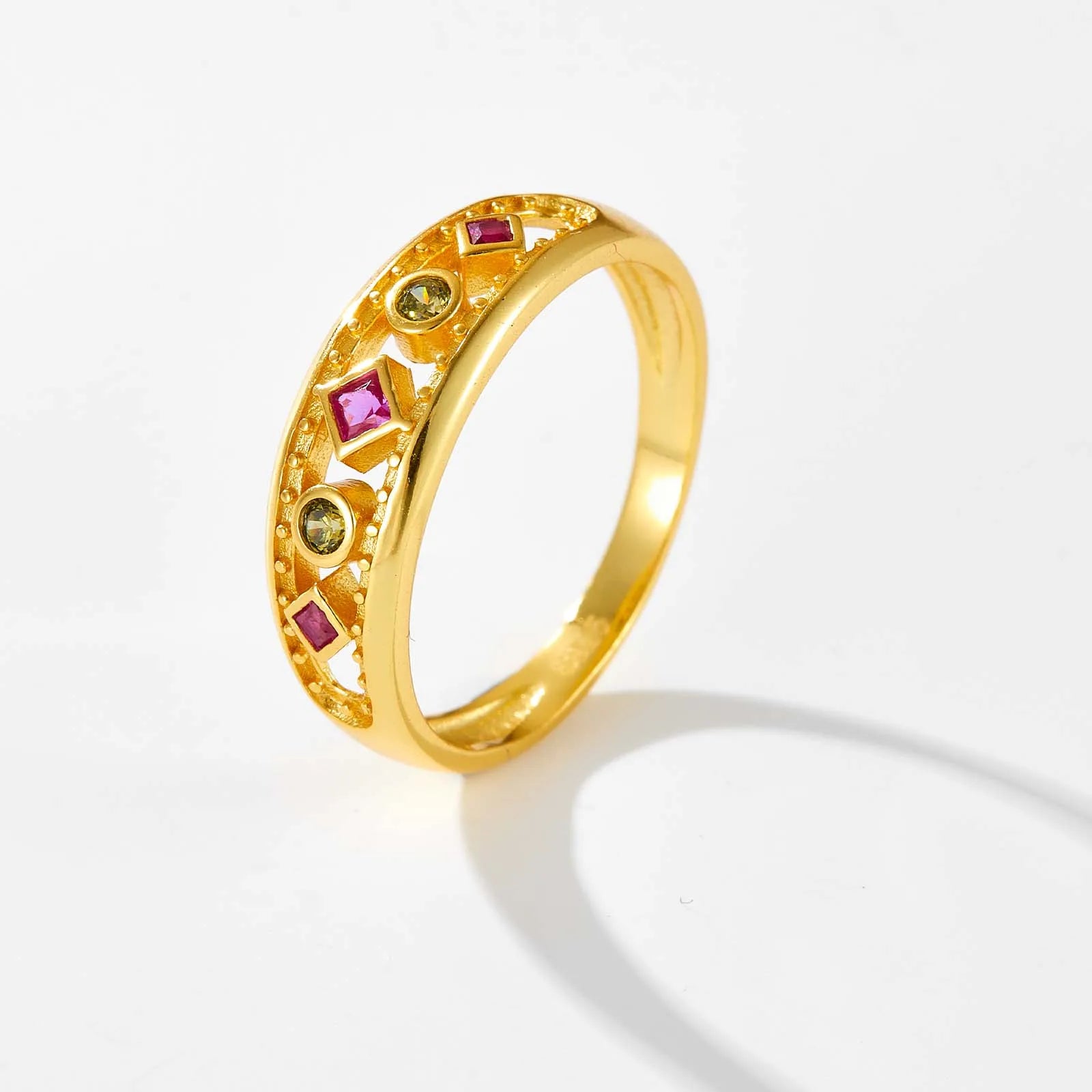 Anillo de Compromiso, Alianzas de Boda, Anillos de Diamantes, Anillos para Mujer, Anillos de Oro para Mujer, Anillos de Pata para Mujer, Anillos de Piedras Preciosas, Anillos de Diseño, Anillos Vintage