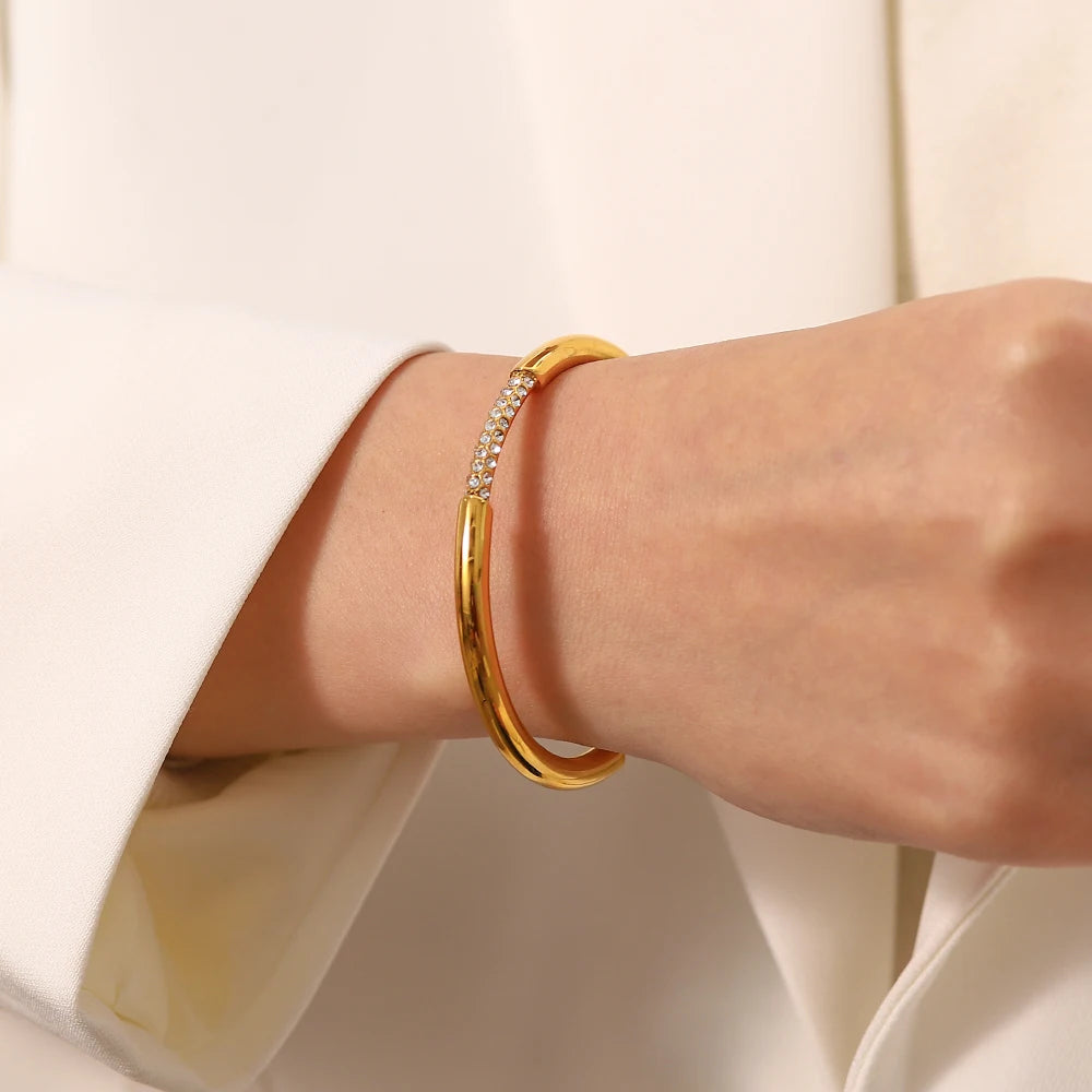 Pulseras de Mujer, Pulseras de Oro para Mujer, Pulseras de Plata para Mujer, Pulseras Elegantes Mujer, Pulseras Finas para Mujer, Pulseras de Moda Mujer, Pulseras con Dijes, Pulseras de Piedras Naturales, Pulseras Personalizadas Mujer, Pulseras de Acero Inoxidable Mujer