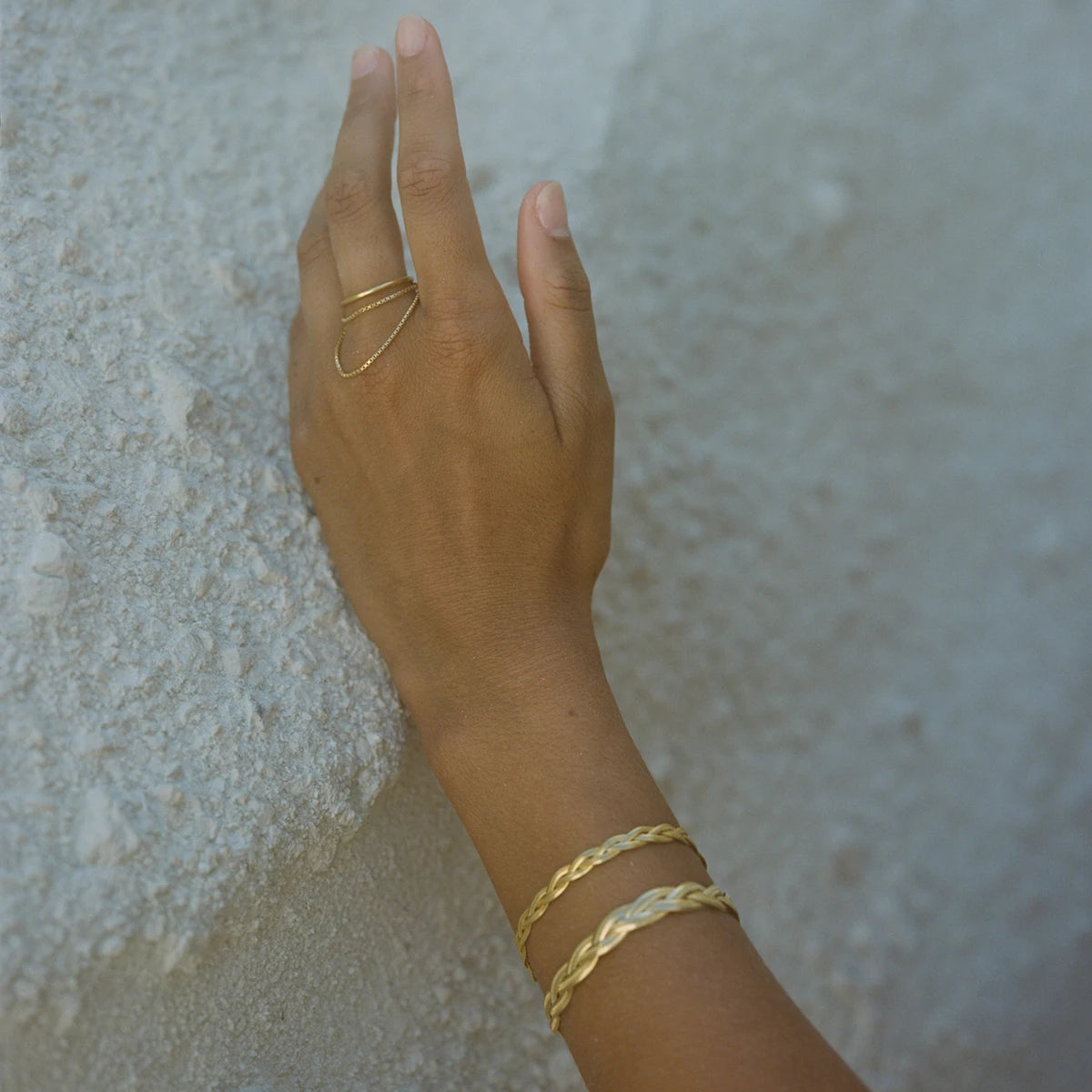 Pulseras de Mujer, Pulseras de Oro para Mujer, Pulseras de Plata para Mujer, Pulseras Elegantes Mujer, Pulseras Finas para Mujer, Pulseras de Moda Mujer, Pulseras con Dijes, Pulseras de Piedras Naturales, Pulseras Personalizadas Mujer, Pulseras de Acero Inoxidable Mujer