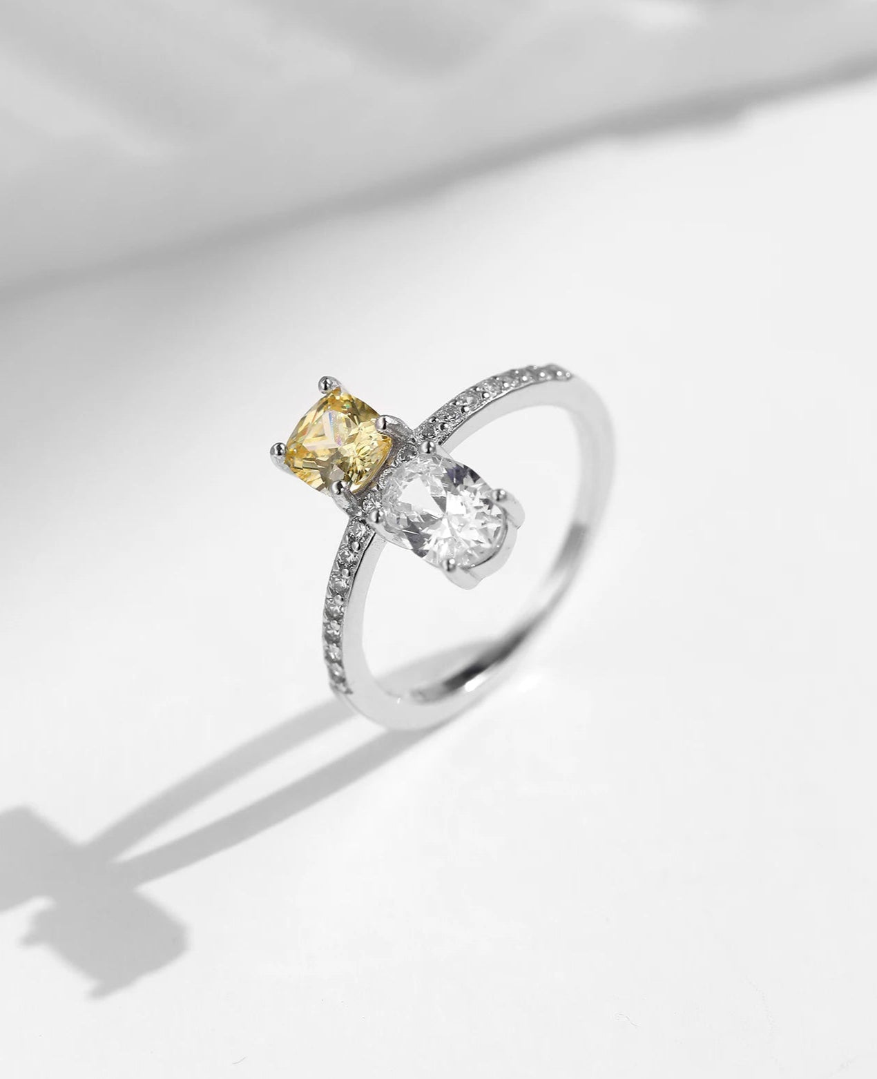 Anillo de Compromiso, Alianzas de Boda, Anillos de Diamantes, Anillos para Mujer, Anillos de Oro para Mujer, Anillos de Pata para Mujer, Anillos de Piedras Preciosas, Anillos de Diseño, Anillos Vintage
