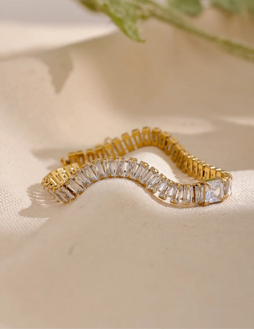 Pulseras de Mujer, Pulseras de Oro para Mujer, Pulseras de Plata para Mujer, Pulseras Elegantes Mujer, Pulseras Finas para Mujer, Pulseras de Moda Mujer, Pulseras con Dijes, Pulseras de Piedras Naturales, Pulseras Personalizadas Mujer, Pulseras de Acero Inoxidable Mujer